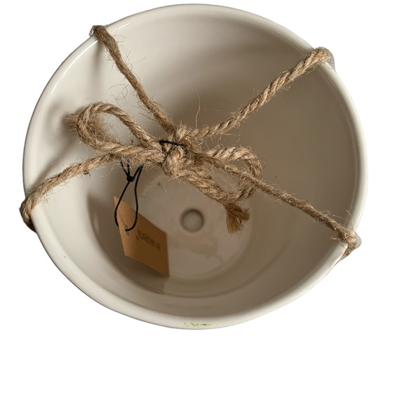 ❤️🌺❤️Rae Dunn GNOMES 5” high plant/flower pot ❤️🌺❤️ - Picture 2 of 3